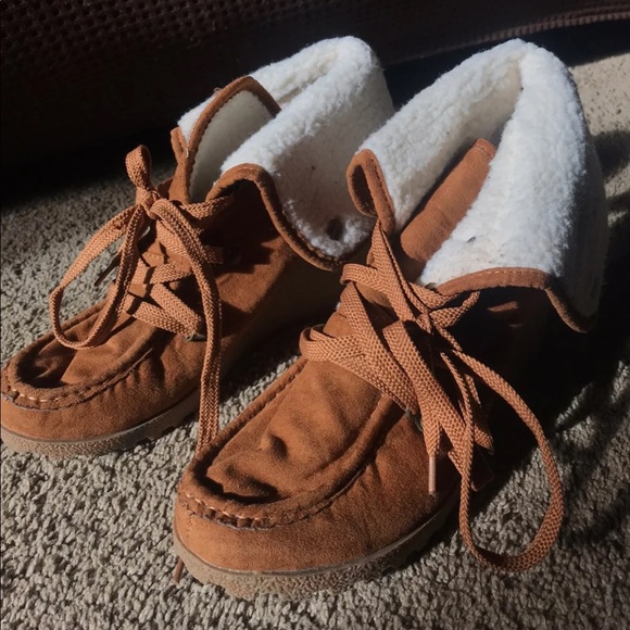 Unionbay wedge boots with wool inside - Picture 2 of 3